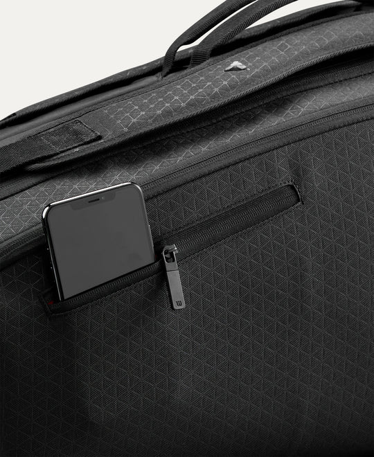 Clash V3 6PK Racquet Bag Black